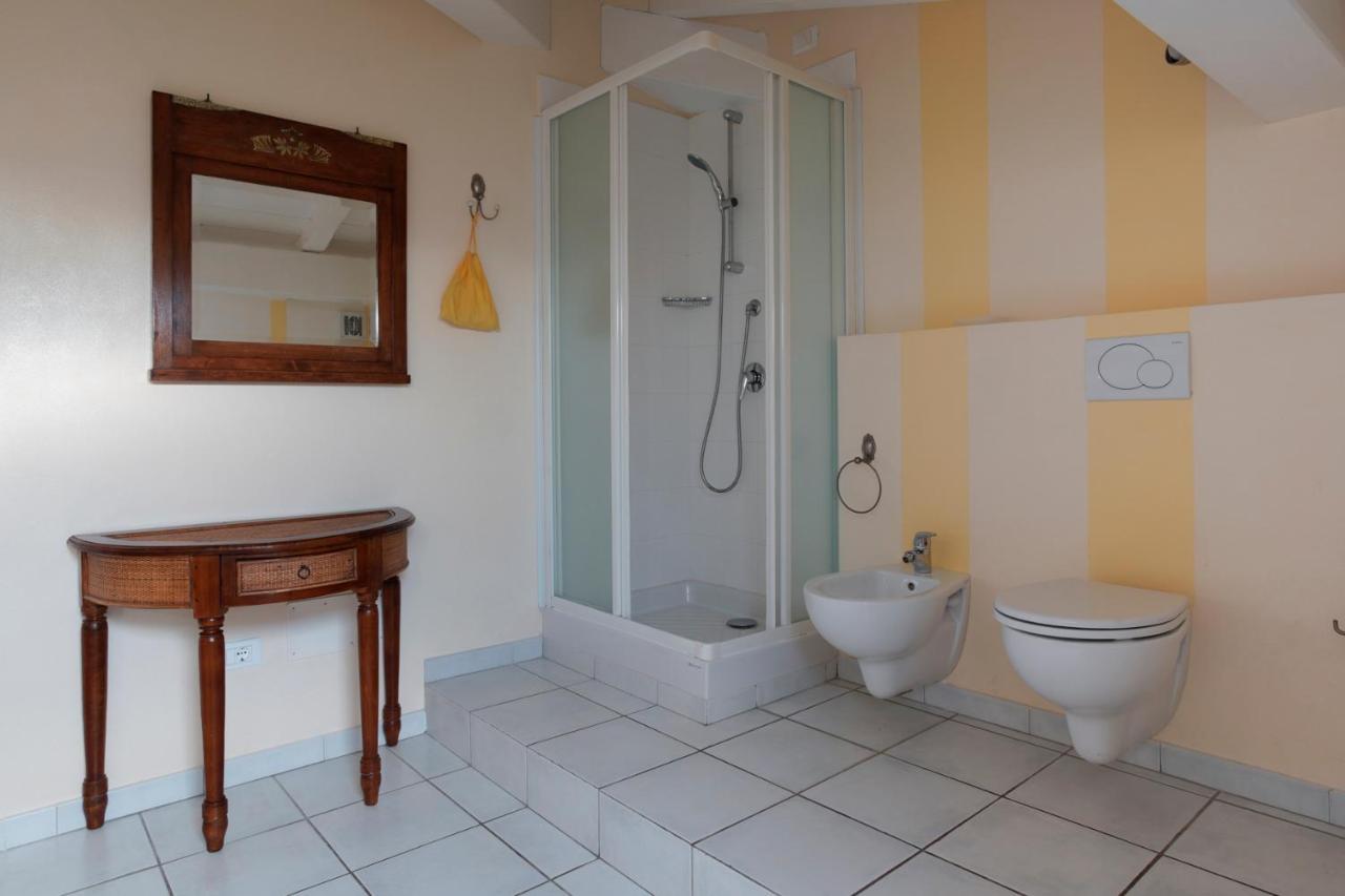 Villa Amelia Rooms Marina di Pietrasanta Buitenkant foto