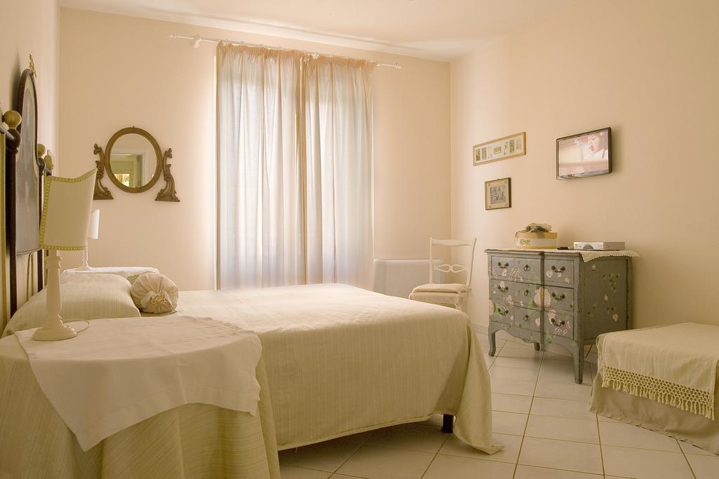 Villa Amelia Rooms Marina di Pietrasanta Buitenkant foto